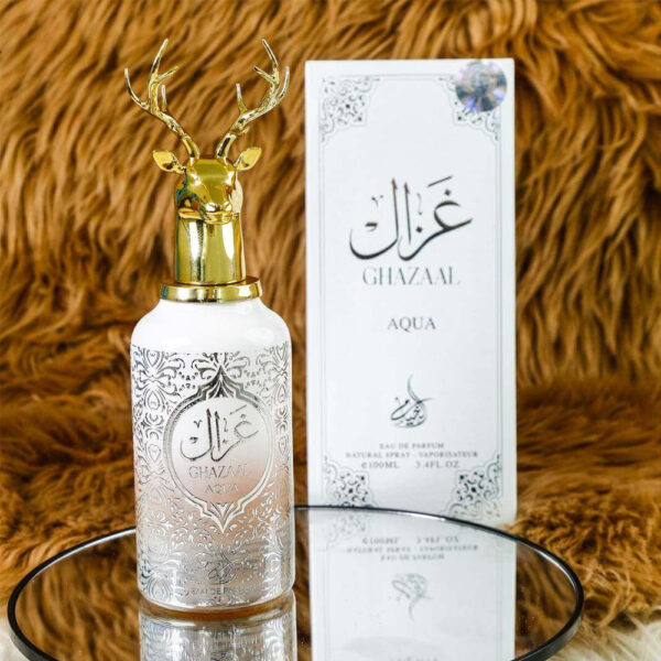 ⁦عطرغزال الأبيض + سجادة صلاة بتكاية⁩ - الصورة ⁦4⁩