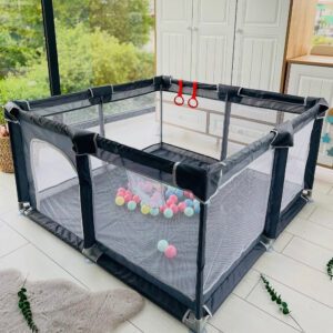 قفص لعب للاطفال الصغار